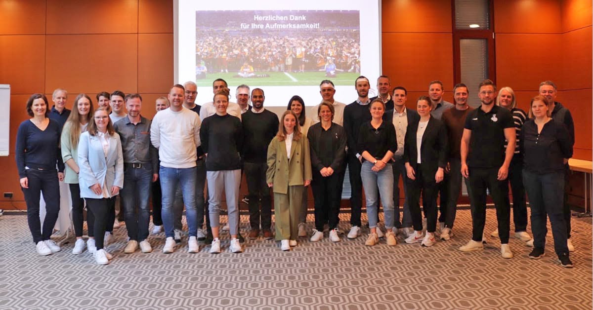 FFBL Leadership Event in Cologne: Chris Punnakkattu Daniel at the meeting of the Women's Bundesliga managers and the German Football Association in May 2023. (© German Football Association)