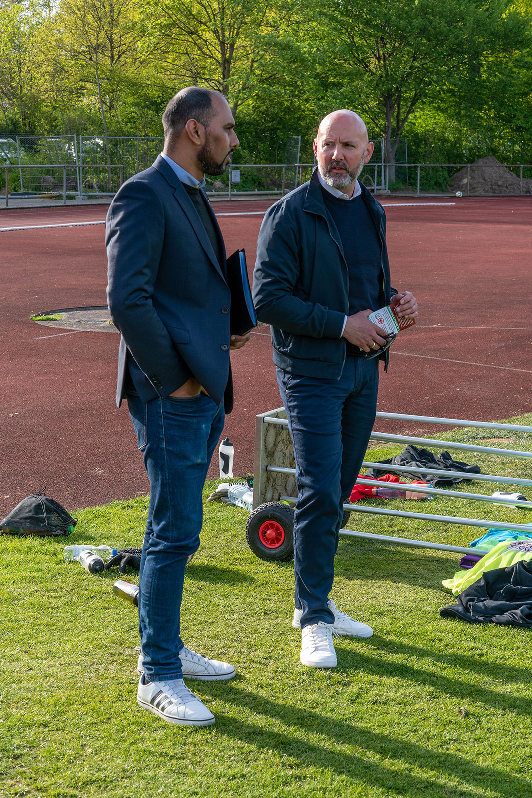 Chris Punnakkattu Daniel in discussion with Henning Matthes, First Regional Director of the City of Gütersloh.
